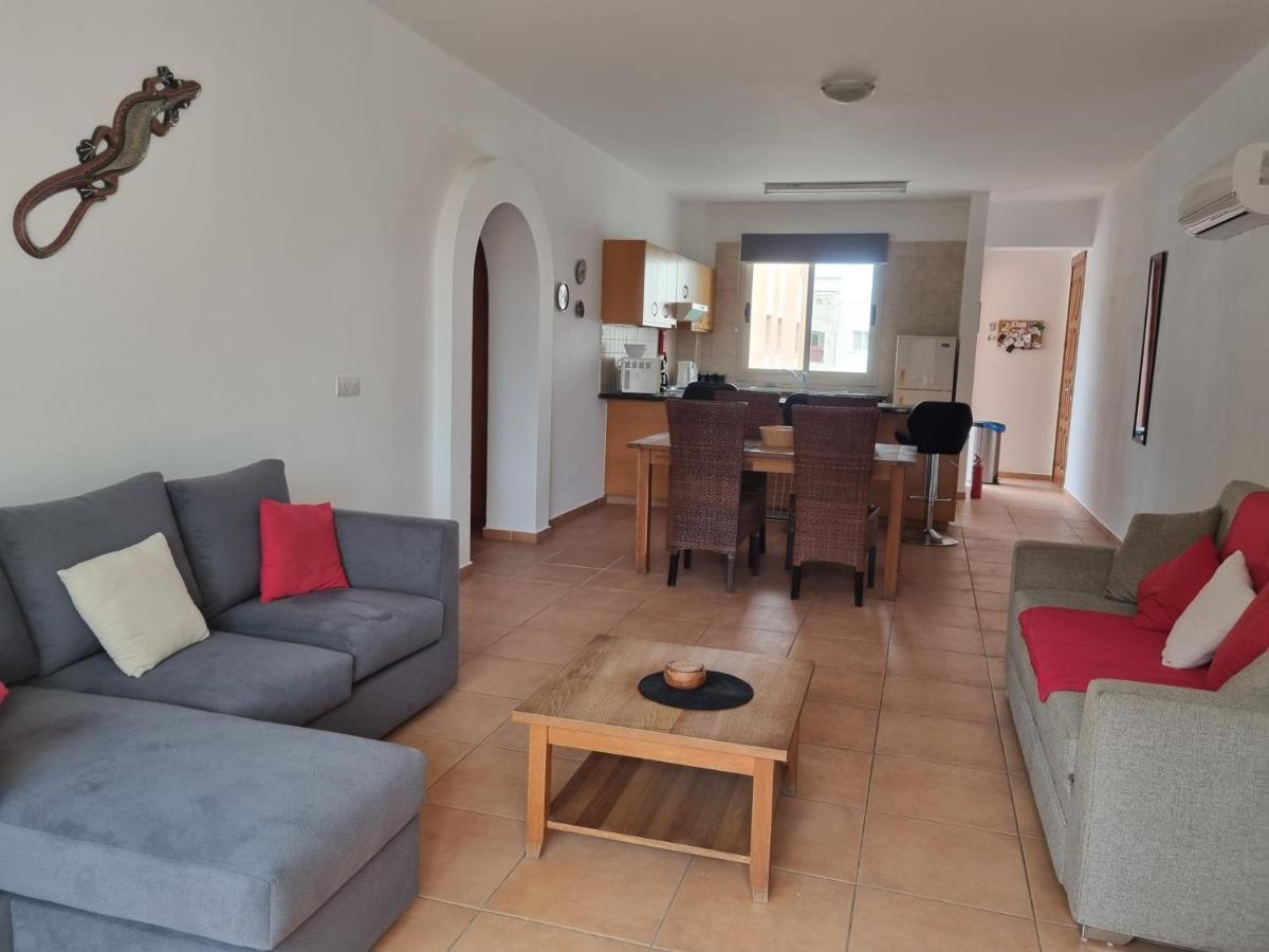 Paphos Holiday Home エクステリア 写真