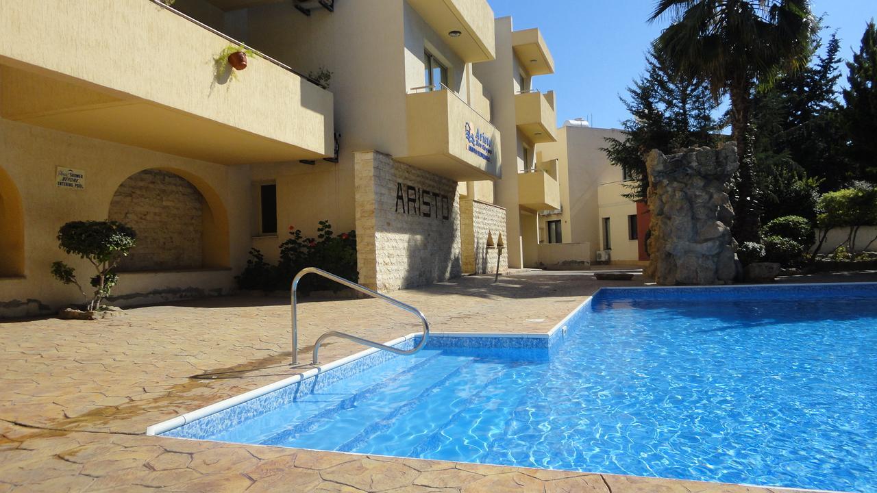 Paphos Holiday Home エクステリア 写真